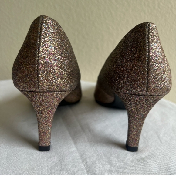 Elegant Multi Color Glitter Pumps - Picture 4 of 13